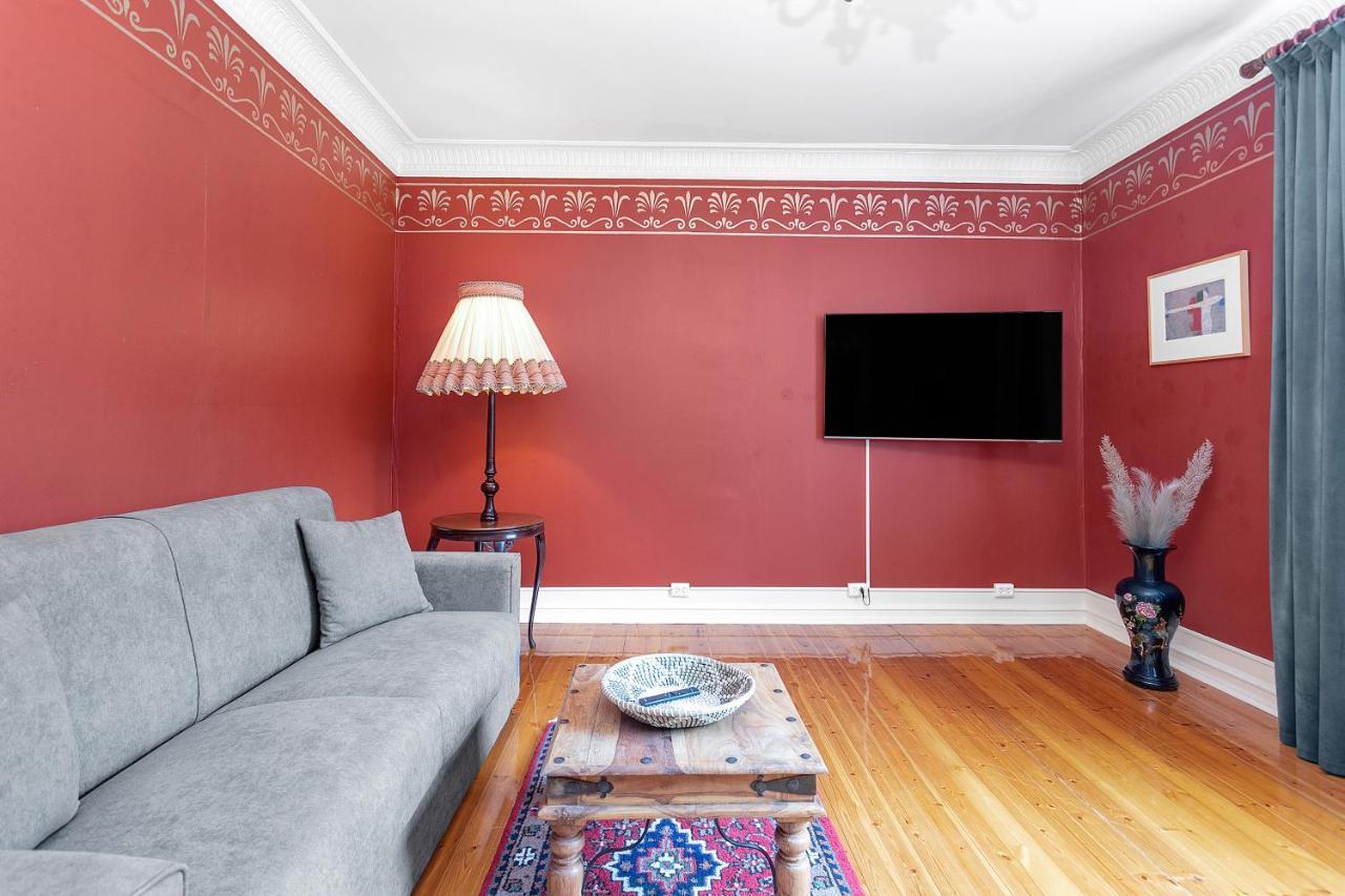 Charming - Amazing Downtown Location Lejlighed *